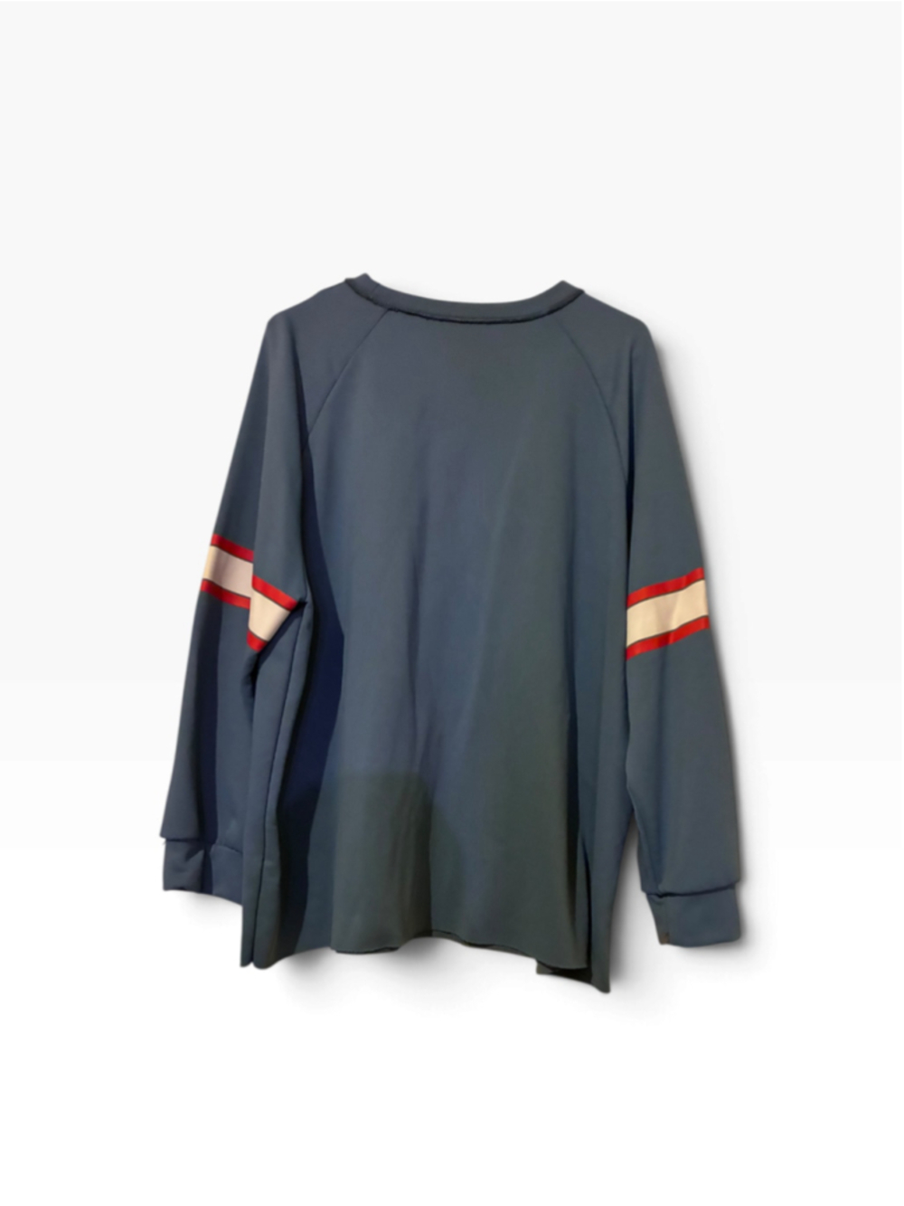 Women's Shein Curve Blue Sweatshirt with Red 76 Graphic Size XXL - Picture 2 of 3